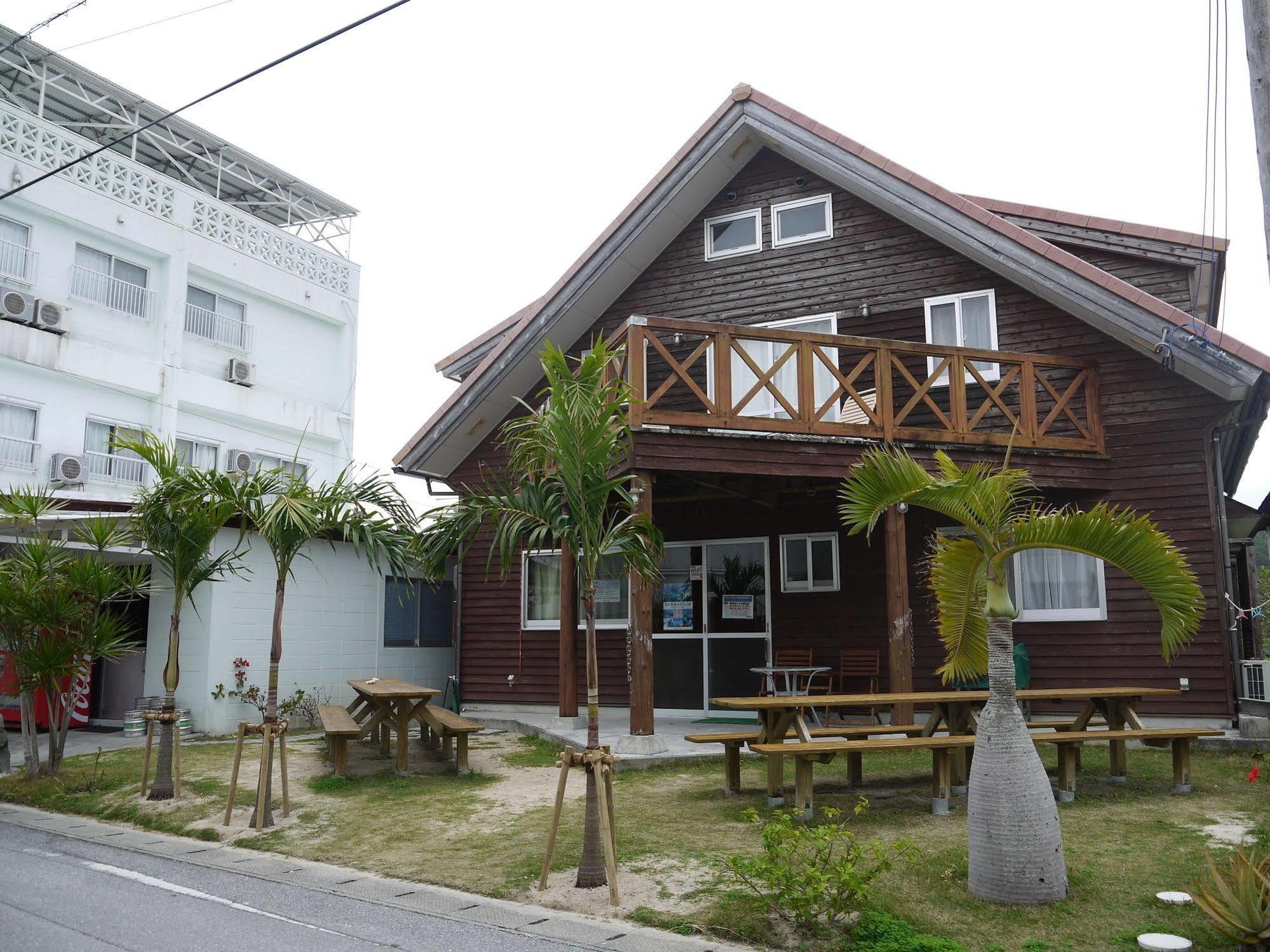 Pension Sea Friend Tokashiki Buitenkant foto